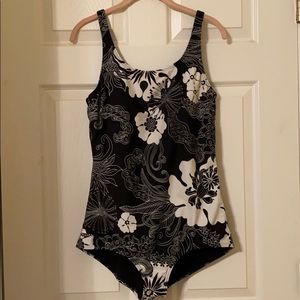 Women’s Black/White One Piece Speedo Bathing suit